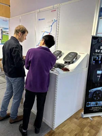 C:\Users\lincc\Desktop\（輕工信息審核表）歐洲之旅 通士達亮相2023德國慕尼黑國際電池儲能與智慧能源博覽會(huì )EES Europe2023\德國展現場(chǎng)圖3.jpg